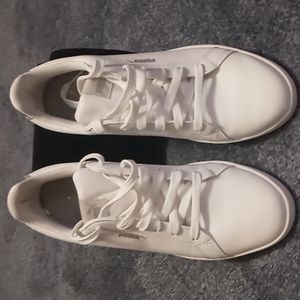 Puma Softfoam Leather Tennis Shoe